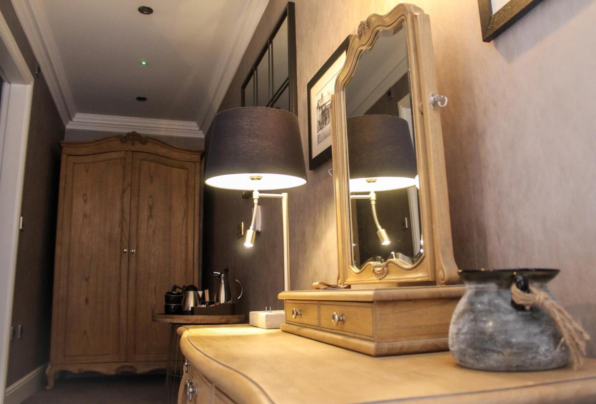Stay On The High Street Tarporley Ngoại thất bức ảnh
