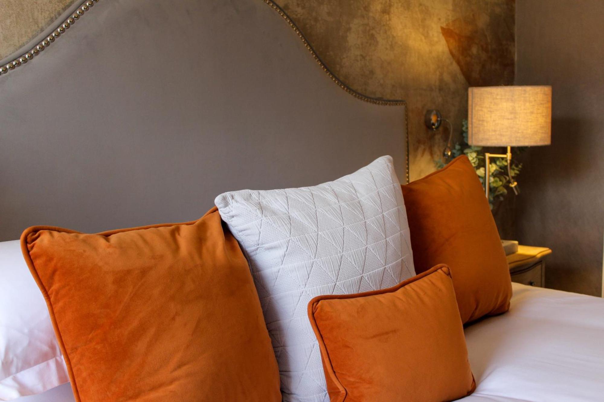 Stay On The High Street Tarporley Ngoại thất bức ảnh